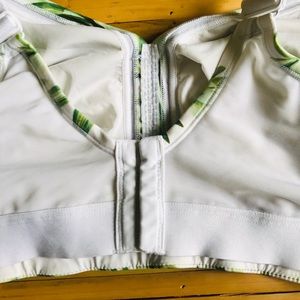 Cacique Intimates & Sleepwear - White and green bra Cacique Intimates & Sleepwear - White and green bra
